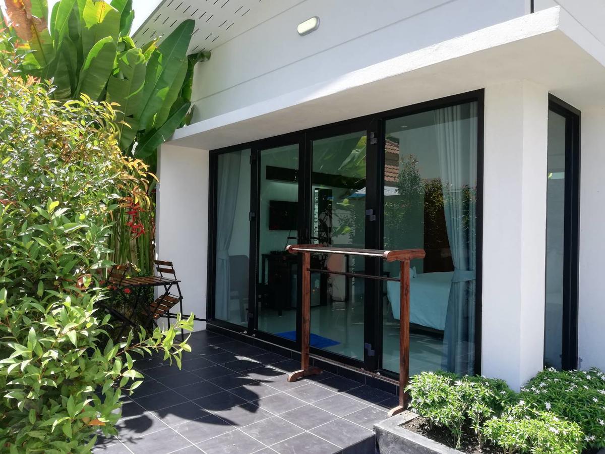 聚光灯村酒店 通奈潘海滩 外观 照片